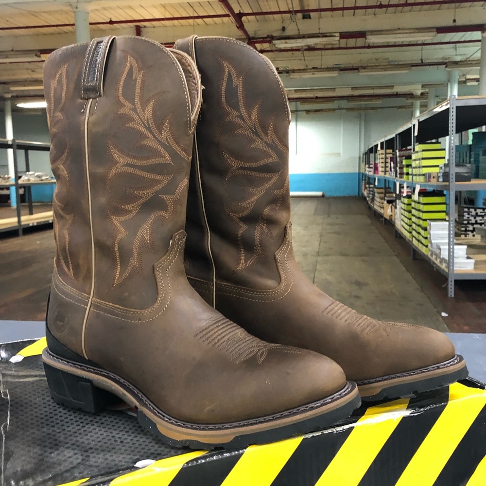 Men’s Bay Apache by Justin Boots